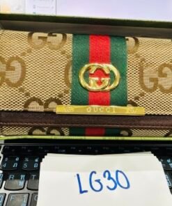 GU Wallet/Crossbody Bag